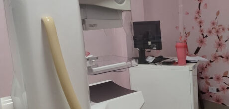 Coxim recebe novo mam&oacute;grafo e refor&ccedil;a rede de aten&ccedil;&atilde;o &agrave; sa&uacute;de da mulher no Outubro Rosa
