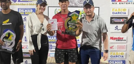 Elizeu Ferreira &eacute; campe&atilde;o mato-grossense de motocross e leva o nome de Rio Verde (MS) 