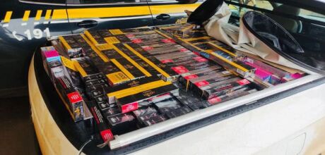 PRF apreende carga de cigarros eletr&ocirc;nicos transportada em picape na BR-267
