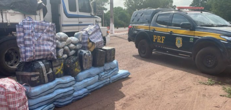PRF apreende 426 kg de skunk e 19 kg de coca&iacute;na em caminh&atilde;o durante abordagem
