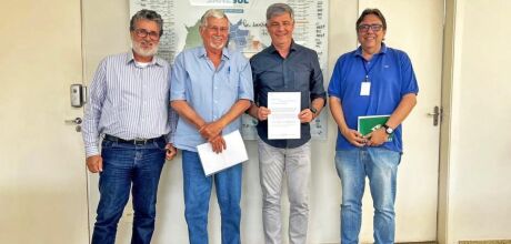 Deputado Zeca do PT reivindica melhorias na &aacute;gua em Aparecida do Taboado e Miranda