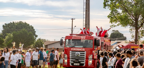 Chegada do Papai Noel promete encantar fam&iacute;lias em S&atilde;o Gabriel do Oeste no dia 13 de dezembro
