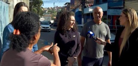 Por R$ 400 vira baixaria com pedras, empurr&otilde;es e at&eacute; tiros e todo mundo foi parar na delegacia