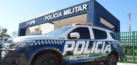 Mulher mantida trancada com cadeado e cadeirante: Situa&ccedil;&atilde;o desumana, PM desmantela cen&aacute;rio de terror