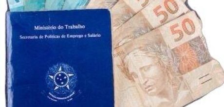 Sal&aacute;rio m&iacute;nimo sobe para R$ 1.621 em 2026 e ter&aacute; impacto direto no bolso de milh&otilde;es de brasileiros