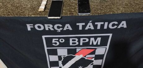 For&ccedil;a T&aacute;tica prende foragido com arma de fogo ap&oacute;s den&uacute;ncia de tiros em bairro de Coxim 