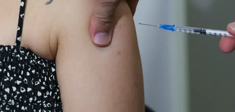 Anvisa indica vacina contra o HPV para prevenir c&acirc;nceres de orofaringe, cabe&ccedil;a e pesco&ccedil;o
