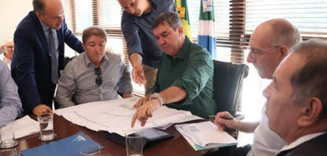 
Prefeito Edilson Magro busca apoio do Estado para recuperar vias danificadas pelas fortes chuvas