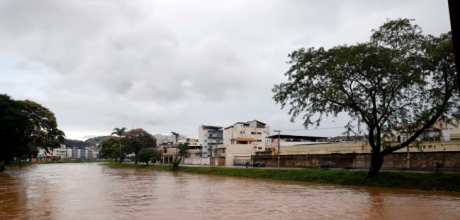Juiz de Fora e Ub&aacute; somam 40 mortes devido aos temporais

