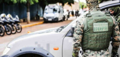 Adolescente &eacute; apreendido com arma usada em atentado motivado por guerra de fac&ccedil;&otilde;es em MS