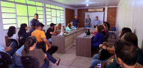 Prefeitura de Coxim empossa novos membros do Conselho Municipal de Sa&uacute;de