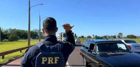 PRF refor&ccedil;a fiscaliza&ccedil;&atilde;o nas estradas durante o Carnaval e intensifica combate a infra&ccedil;&otilde;es