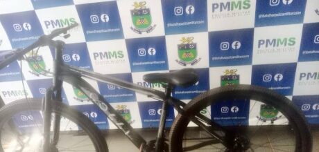 Mulher &eacute; presa ap&oacute;s furtar bicicleta de resid&ecirc;ncia em Coxim