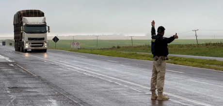 PRF registra 10 acidentes, mais de 1,6 mil infra&ccedil;&otilde;es e nenhuma morte nas rodovias federais de MS
