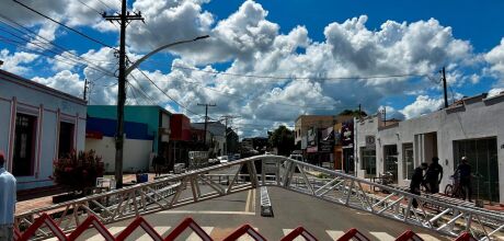 Coxim j&aacute; vive clima de festa com preparativos para o desfile de 11 de abril