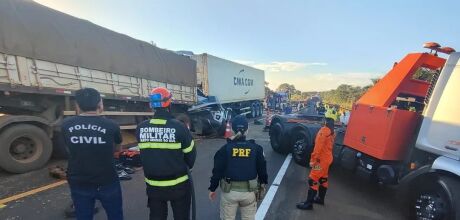 Irm&atilde;o e cunhada de ex-prefeito de Sonora est&atilde;o entre v&iacute;timas de grave engavetamento na BR-163 