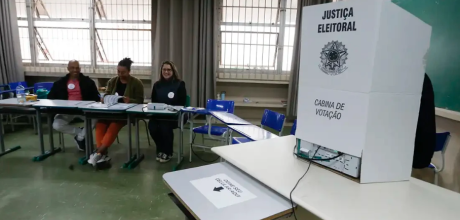 Prazo para tirar, transferir ou regularizar o t&iacute;tulo de eleitor termina nesta quarta-feira
