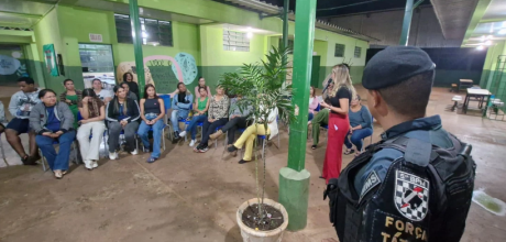 Pol&iacute;cia Civil e Militar realizam palestras em escola de Pedro Gomes sobre preven&ccedil;&atilde;o ao crime 