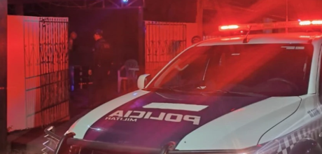 Homem &eacute; preso ap&oacute;s invadir casa da irm&atilde; armado com faca e descumprir medida protetiva em Rio Verde
