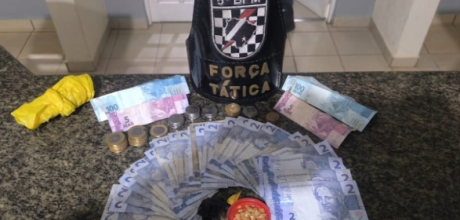 For&ccedil;a T&aacute;tica prende dois homens por tr&aacute;fico de drogas em bar no bairro Piracema, em Coxim
