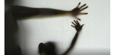 Viol&ecirc;ncia sexual atinge 64 meninas por dia no pa&iacute;s