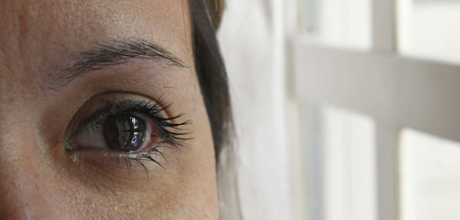 Den&uacute;ncias de viol&ecirc;ncia digital contra mulheres sobem 188,6% em um ano, e Ligue 180