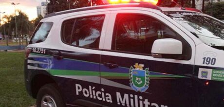 Confus&atilde;o em conveni&ecirc;ncia termina com apreens&atilde;o de arma de policial penal em Coxim