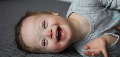 Curso gratuito da SES capacita fam&iacute;lias e profissionais para o cuidado &agrave; pessoa com s&iacute;ndrome de Down