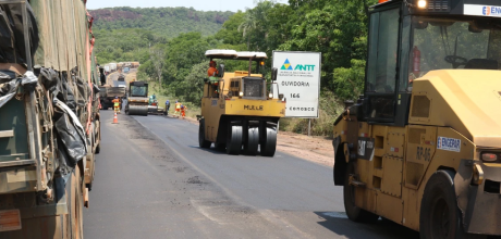 Obras na BR-163 ter&atilde;o interven&ccedil;&otilde;es em S&atilde;o Gabriel do Oeste nesta quinta e sexta-feira
