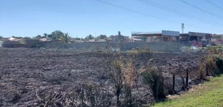 Inc&ecirc;ndio de grandes propor&ccedil;&otilde;es atinge pastagem &agrave;s margens da BR-262 e mobiliza bombeiros 