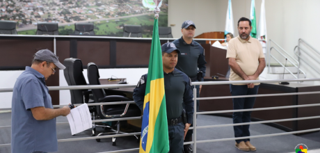 Pol&iacute;cia Militar participa de cerim&ocirc;nia de Juramento &agrave; Bandeira Nacional em Alcin&oacute;polis
