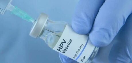 Minist&eacute;rio da Sa&uacute;de prorroga vacina&ccedil;&atilde;o contra HPV para jovens de 15 a 19 anos at&eacute; o fim de 2026
