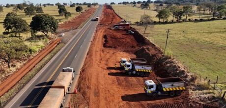 Obras na BR-163 exigem aten&ccedil;&atilde;o de motoristas