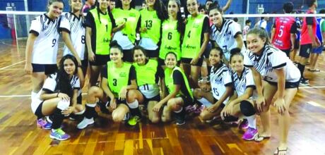 Times de Rio Verde participam da Copa de Voleibol de quadra em Coxim