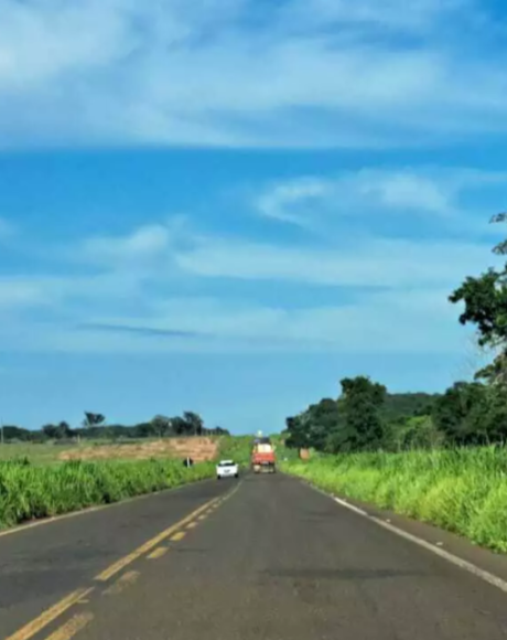 Lei prevendo que todas obras de rodovias estaduais incluam acostamento foi sancionada hoje