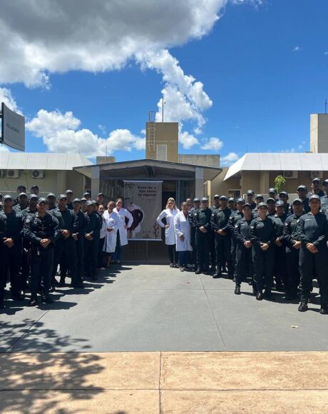 Alunos-Soldados do 5&ordm; BPM Participam de Campanha de Doa&ccedil;&atilde;o de Sangue e Cadastro de Medula &Oacute;ssea
