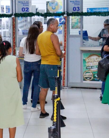 Apostadores sonham em "viver" com premia&ccedil;&atilde;o da Mega da Virada