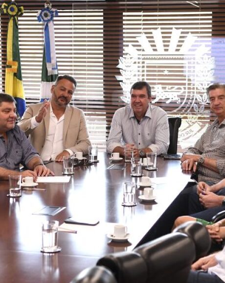 Com R$ 100 milh&otilde;es em plano de expans&atilde;o, Governo de MS apoia turismo sustent&aacute;vel em Bonito
