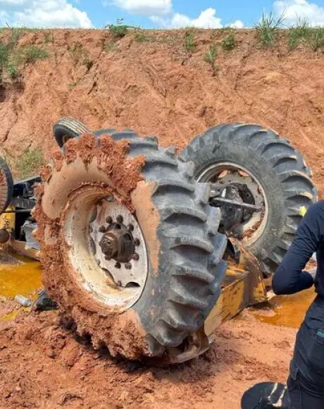 AcidenteEm Coxim, trabalhador morre esmagado por trator no 2&ordm; caso em 48h