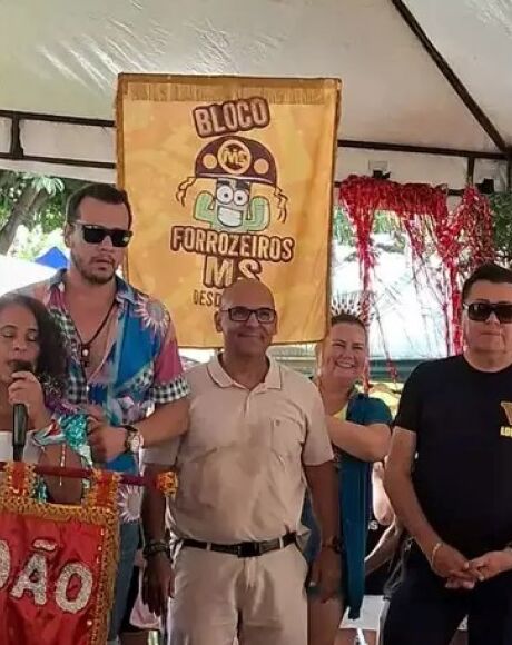 Antes do Carnaval, campanha convida foli&atilde;o para doa&ccedil;&atilde;o de sangue