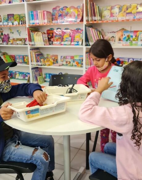 Biblioteca do Sesi e Secretarias Municipais firmam parcerias para fortalecer projetos educacionais