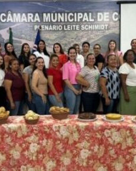 C&acirc;mara de Coxim realiza caf&eacute; da manh&atilde; especial para servidoras em homenagem as mulheres