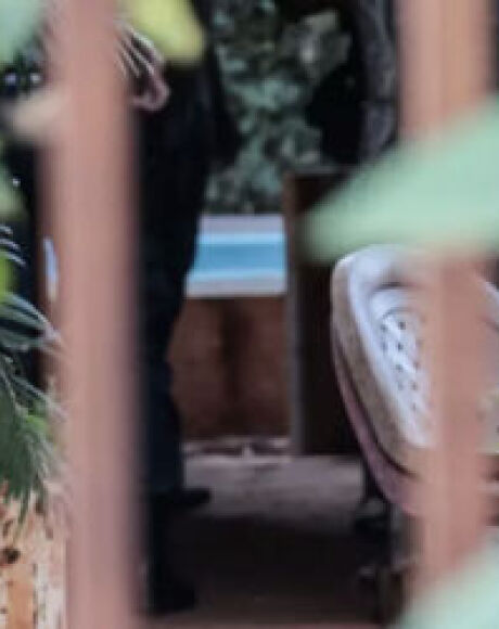 Beb&ecirc; de 1 ano morre afogado em piscina na casa de bab&aacute; em Campo Grande