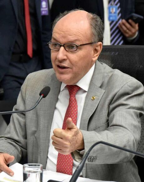Junior Mochi solicita obras de infraestrutura em Camapu&atilde;, Coxim e Chapad&atilde;o do Sul