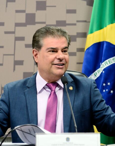 Senador Nelsinho Trad garante recursos para sa&uacute;de de Ivinhema e Rio Verde de Mato Grosso
