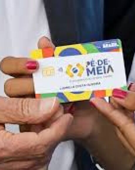 Estudantes nascidos em maio ou junho receberam 1&ordf; parcela do P&eacute;-de-Meia ontem, quarta-feira