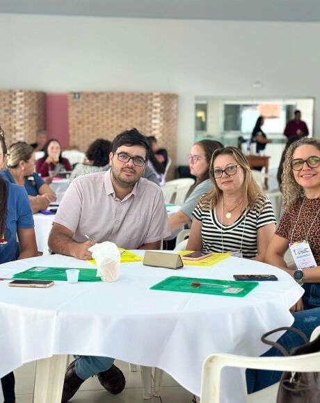 Yhgor Chagas recebe Secret&aacute;rio Estadual de Educa&ccedil;&atilde;o e refor&ccedil;a demandas de Rio Verde