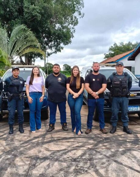 Carreira policial &eacute; tema de visita ao Instituto Mirim de Rio Verde