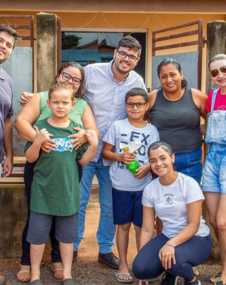Vereador Yhgor Chagas realiza a&ccedil;&atilde;o de Pascoal  e entrega mais de 300 ovos de chocolate em Rio Verde.