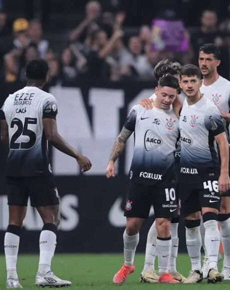 Brasileir&atilde;o tem quatro jogos neste s&aacute;bado com destaque para Corinthians x Internacional
